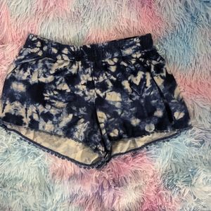 Derek Heart shorts